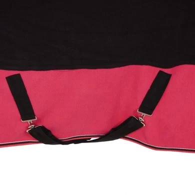 EQUITHÈME Fleecedeken Summer Zwart/Framboos 5 EQUITHÈME Fleecedeken Summer Zwart/Framboos - Afbeelding 5