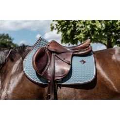 Kentucky Horsewear Kentucky Spring Zadeldekje Classic Leer Dusty Blue -Paardensport kortingswinkel kentucky 485a1287.992bca